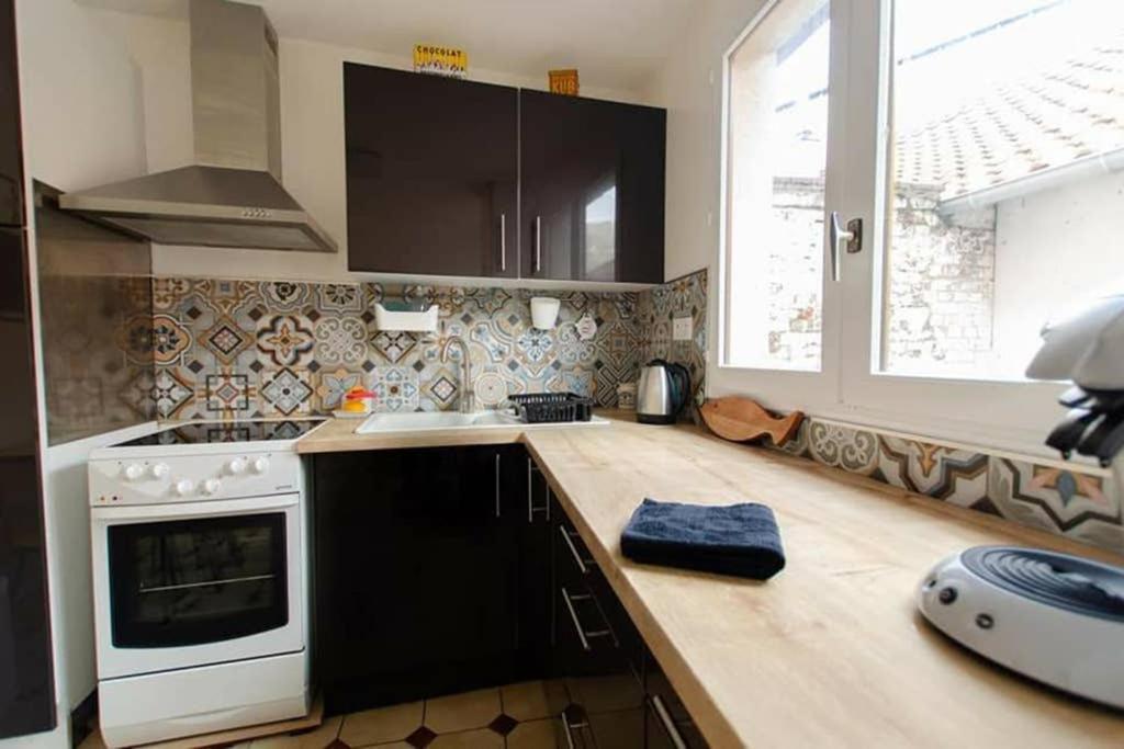 Gite A Bon Port Abbeville 5 Personnes Екстериор снимка