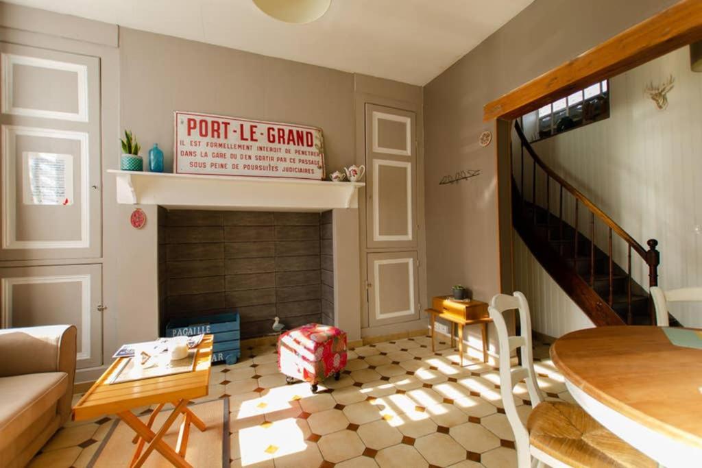 Gite A Bon Port Abbeville 5 Personnes Екстериор снимка
